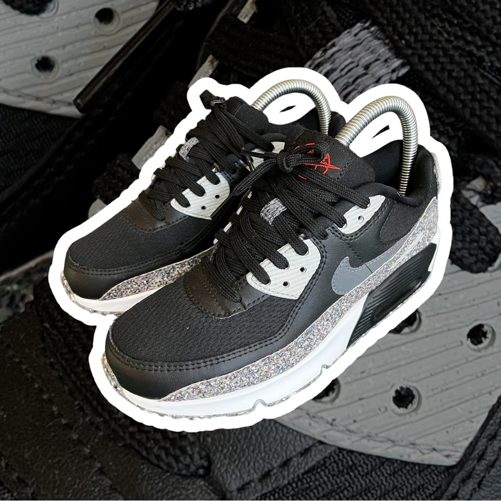 Pre-Owned Nike Air Max 90 SE GS ‘Space Hippie’